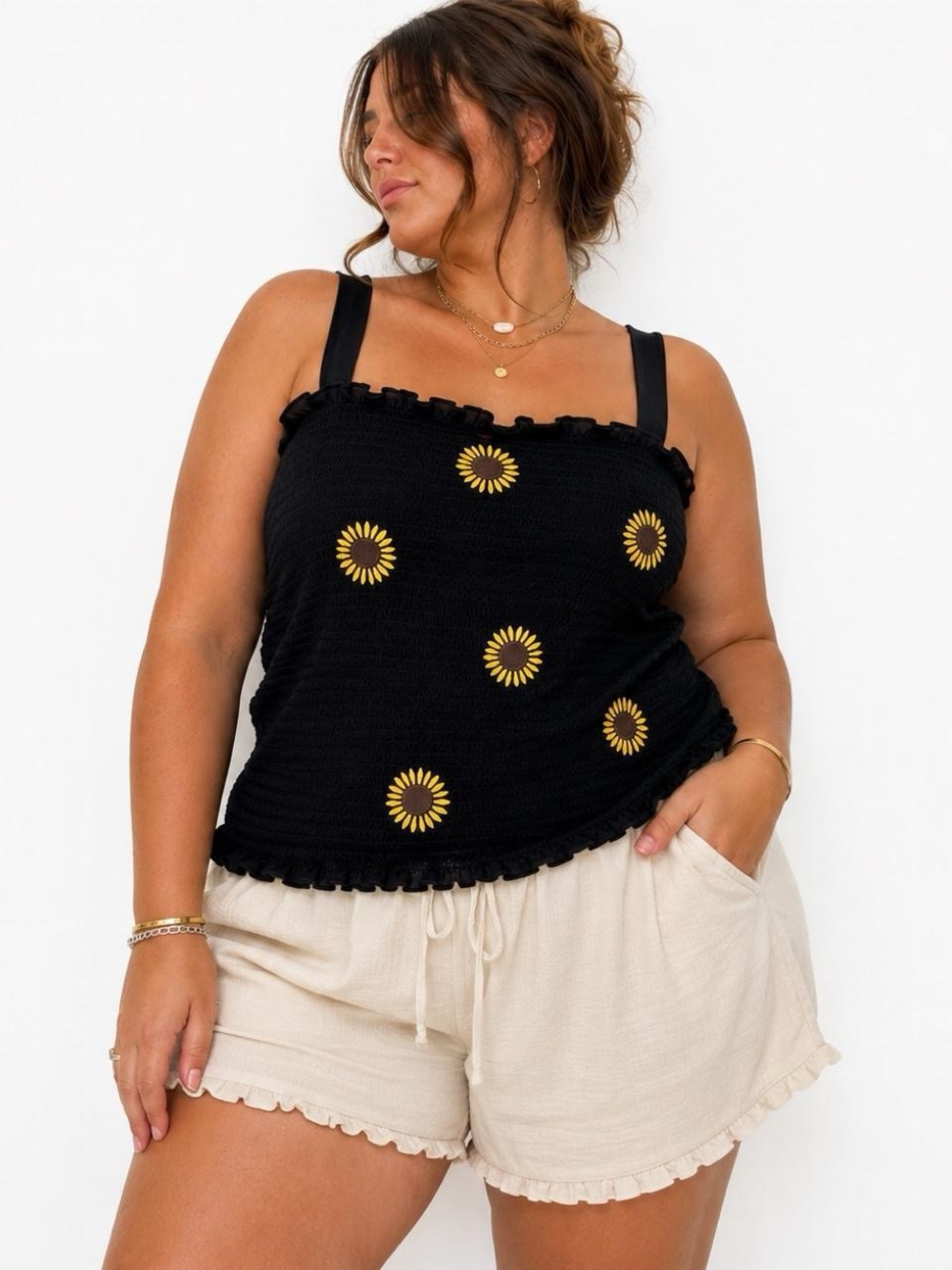 NWT No Boundaries Embroidered Sunflower Smocked Tank | Juniors XXXL (21)